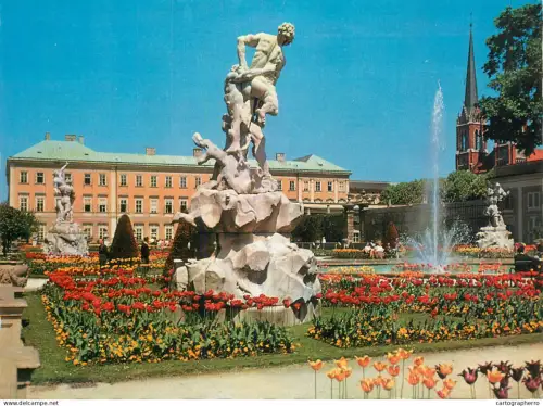 A5769 Austria Salzburg Mirabell garten und Andrakirche