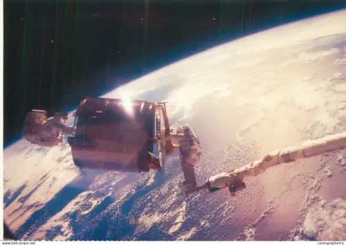 A6210 NASA Space Exploration Photo Postcard Astronauts bringing a Westar VI/PAM-D satellite into the cargo bay