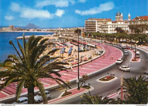 A5744 France Cote d'Azur  Saint Raphael (Var) vue de la plage