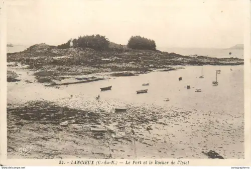 A5831 France Lanncieux (Cotes d'Armor) Le Port et le Rocher de l'islet