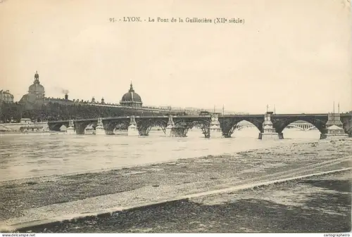 A5830 France Lyon Pont de la Guillotiere
