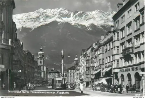A5816 Austria Innsbruck Maria Theresienstrasse mit Nordkette