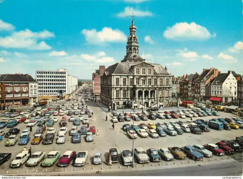 A5783 Netherlands Maastricht Markt met Stadhuis
