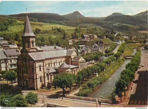 A5777 France La Bourboule (Puy de Dome) L'Eglise et la Dordogne