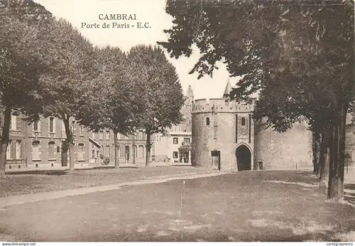 A5836 France Cambrai Porte de Paris