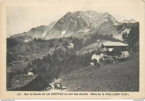 A5834 France sur la Route de la Giettaz au Col Aravis - Rocs de la Tete