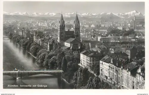 A6234 Muenchen Isarpartie mit Gebirge