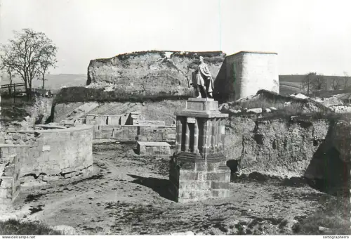 A5513 Hungary Varrom ruine castel Eger