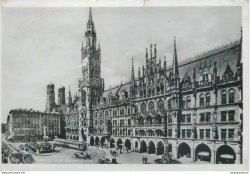 A5833 Germany Munchen Rathaus mit Frauenkirche