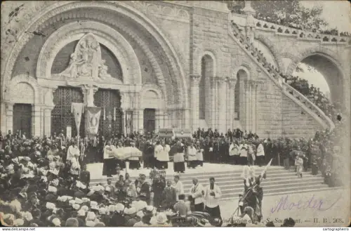 A5867 France Lourdes Notre Dame Cathedral religious procession