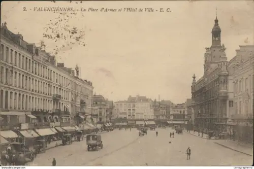 A5867 France Valenciennes Place d'Armes et Hotel de Ville