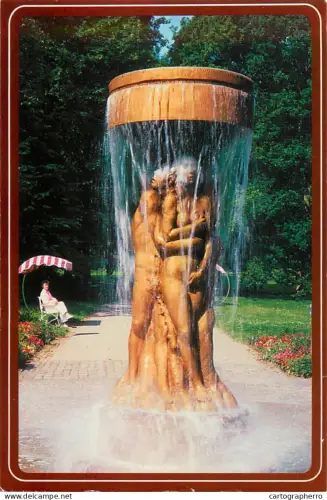 A5502 Germany Bad Nauheim Fountain in the spa park