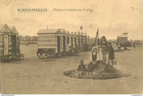 A5862 Belgium Blankenberge enfants sur la plage