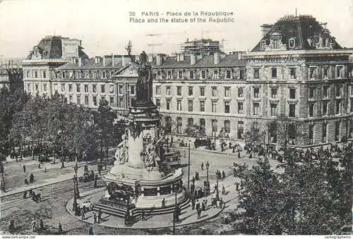 A5844 France Paris Place de la Republique et Monument