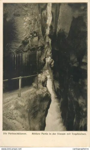 A5842 Germany Die Partnachklamm Mittlere Partie in der Klamm mit Tropfsteinen
