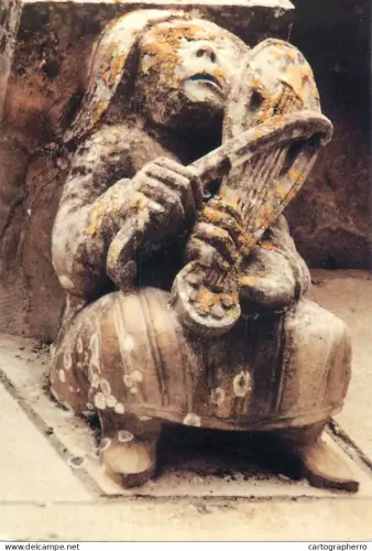 A5429 Fine art Figure playing the violin (Romanesque)