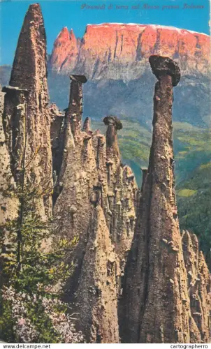 A5838 Italy Piramidi di terra sul Renon preso Bolzano