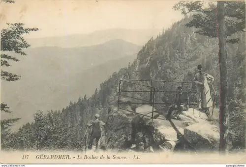 A5837 France Gerardmer Roche de la Source