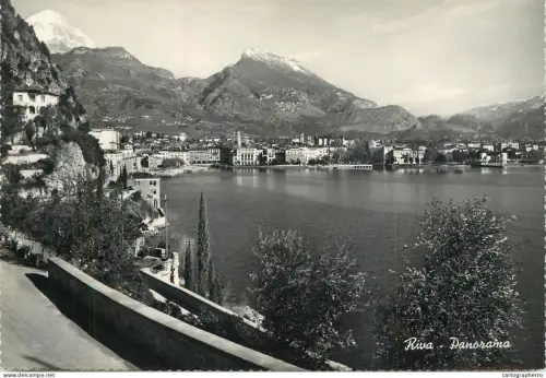 A6212 Italia Riva panorama