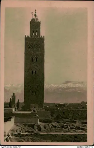 A5889 Morocco Marrakech La Koutoubia et l'Atlas