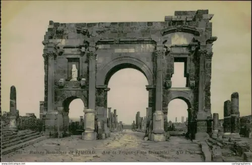 A5889 Algeria Timgad Ruines Romaines Arc de Traian