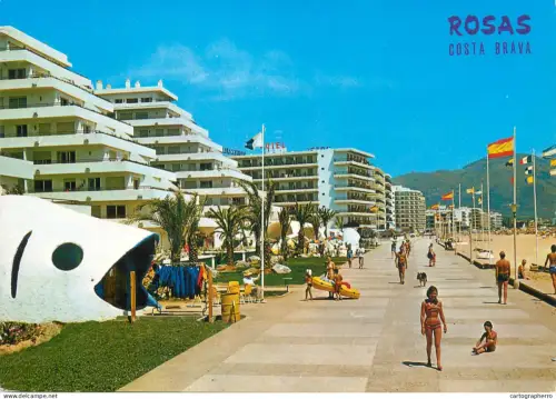 A5661 Spain Costa Brava Roses Maritime Boulevard