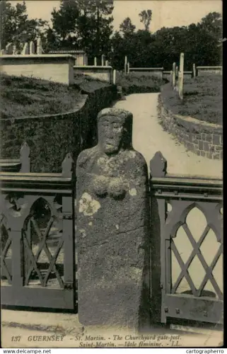 A5888 Channel Islands Guernsey St Martin - the Churchyard feminine idol