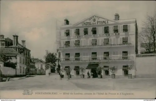 A5904 France Fontainbleau Hotel London