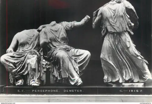 A6237  Art / Archéologie - Fronton du Parthénon : Perséphone, Déméter, Iris - British Museum