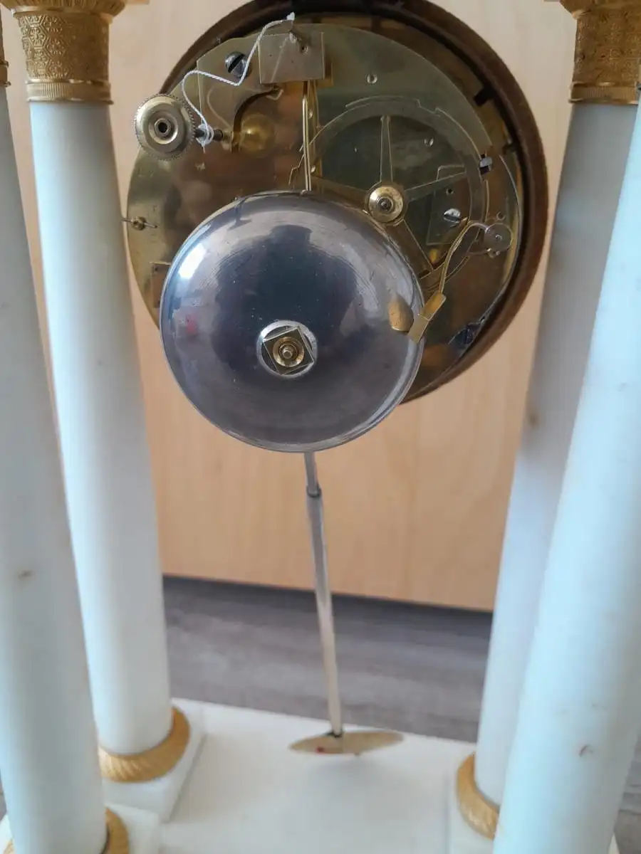 Weiße Marmor Säulenpendule - Französisch - White Marble Pendulum Clock- French Origin 7