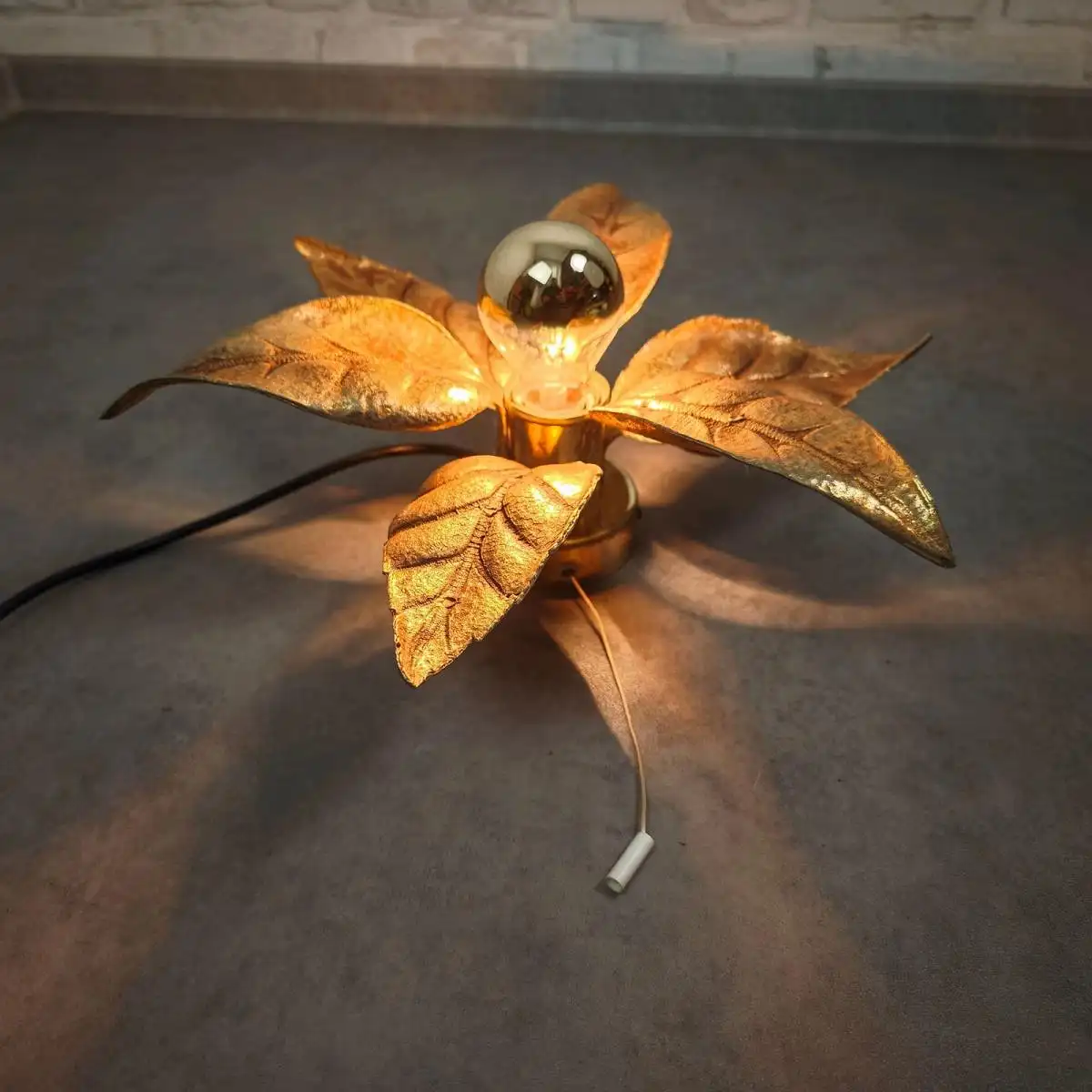 Vintage Wandleuchte Massive 4963/01 florale Blattgold Lampe 70er Jahre Hollywood 2