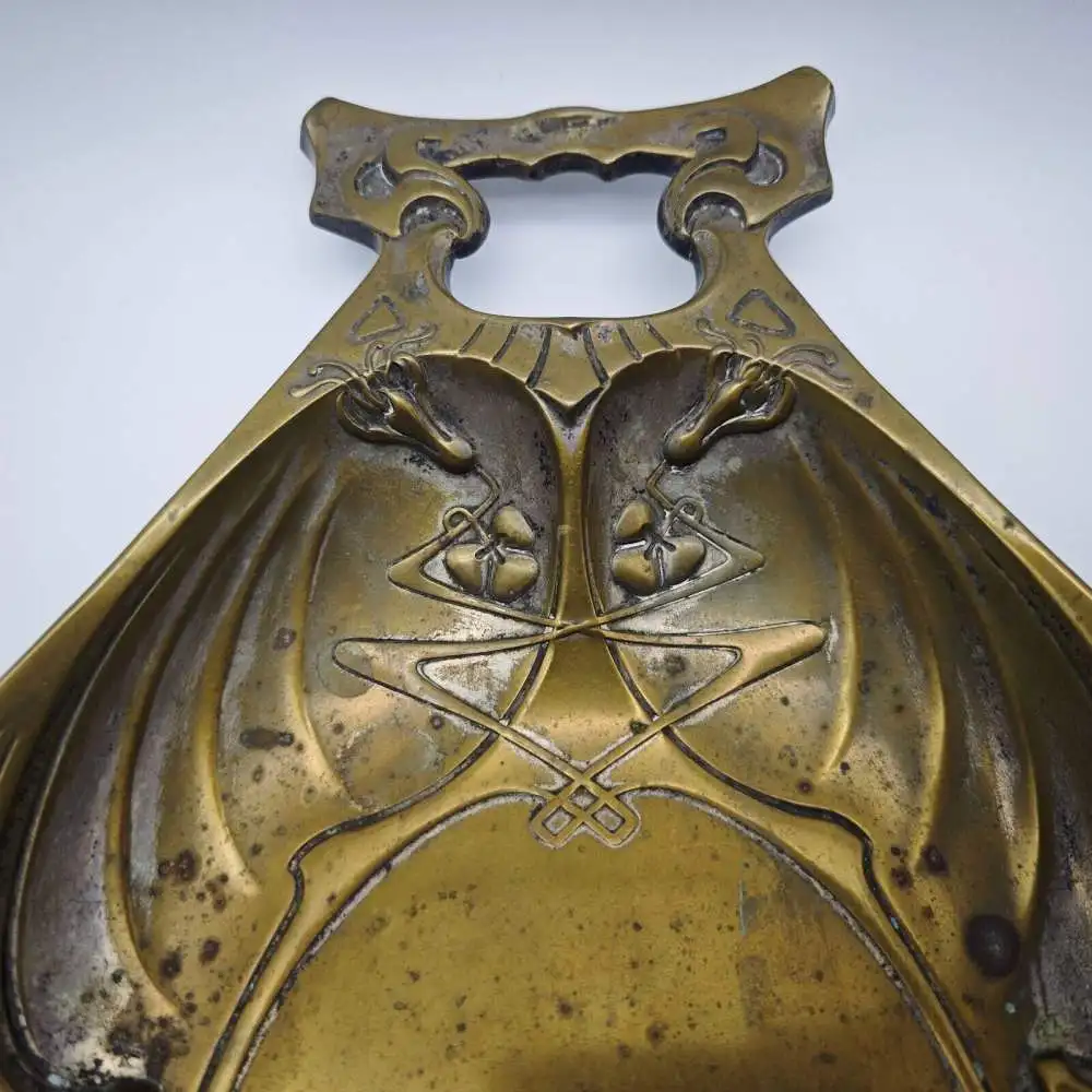 Jugendstil Schale Messing Quist Esslingen Tablett 1900 florale Lilien Blumendeko 1