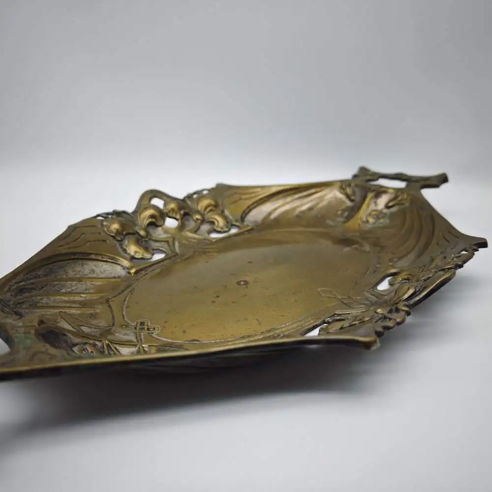 Jugendstil Schale Messing Quist Esslingen Tablett 1900 florale Lilien Blumendeko 10