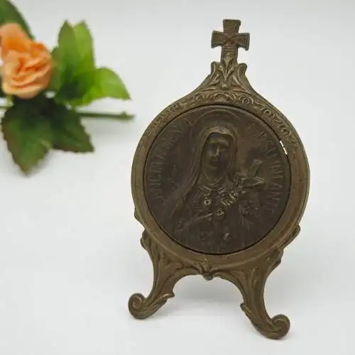 Heiligenbild Metallguss Therese von Lisieux Sancta Teresia A Jesu Infante Ikone