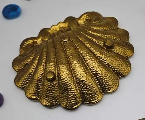 Aschenbecher Muschelform Messing glänzend Hollywood Regency M