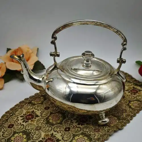 Royal Ascot Teekanne versilbert 22 cm Manchester Design Dreibein vintage elegant