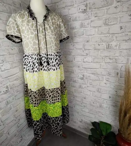 Maxikleid eve in paradise Gr 36 Mustermix animalprint Stufenrock Puffärmel Ethno