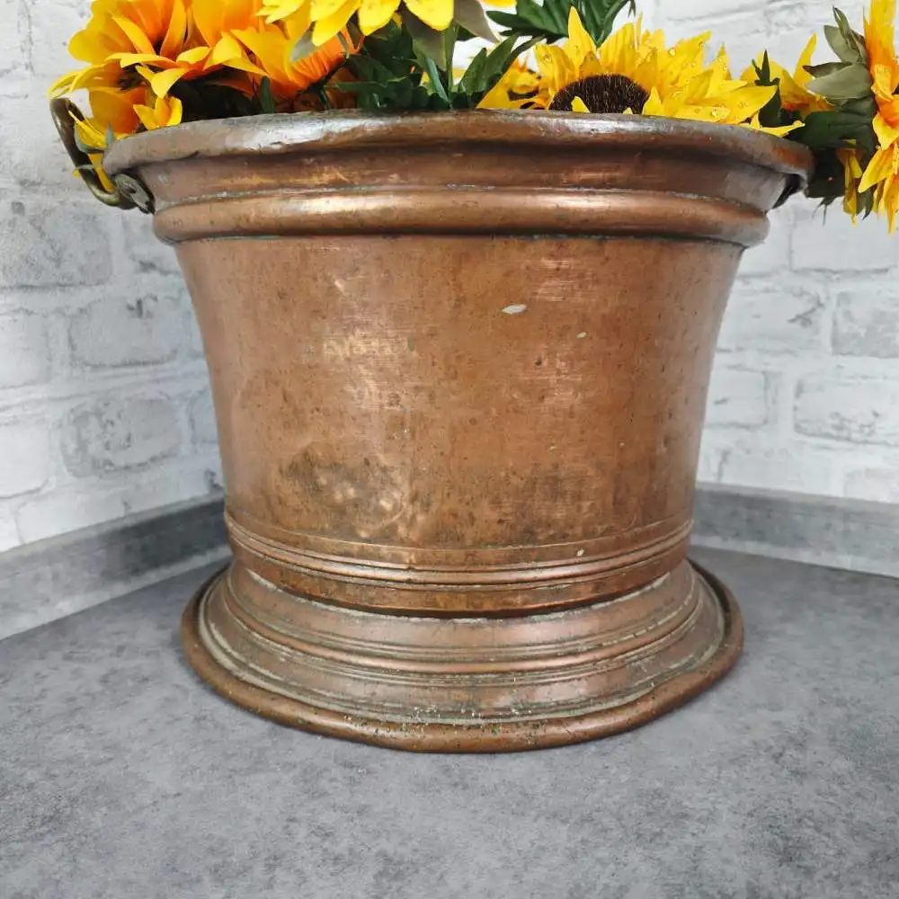Großer Kupfer Übertopf mit Messinggriffen 42 cm antik patiniert Pflanzgefäß Gart 3
