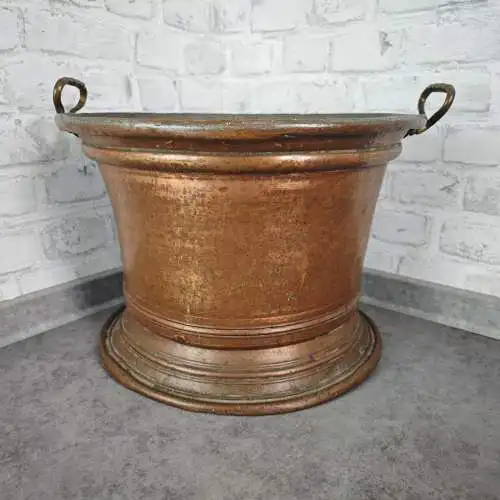Großer Kupfer Übertopf mit Messinggriffen 42 cm antik patiniert Pflanzgefäß Gart