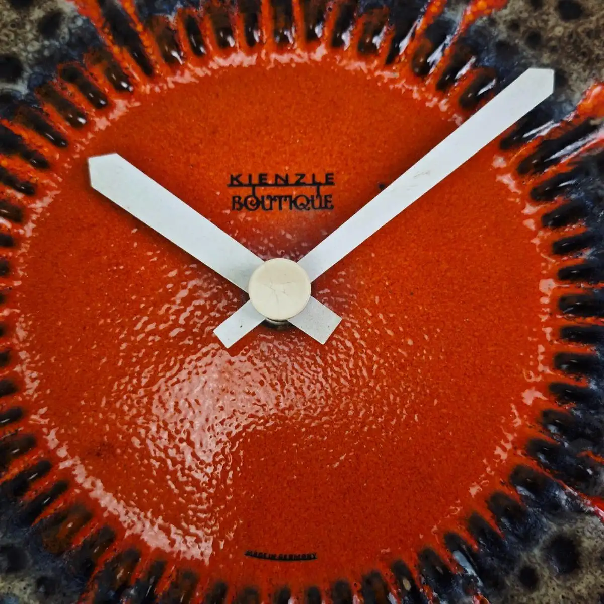 Kienzle Wanduhr Keramik Fat Lava Kette Mid Century Space age orange braun WGP 4
