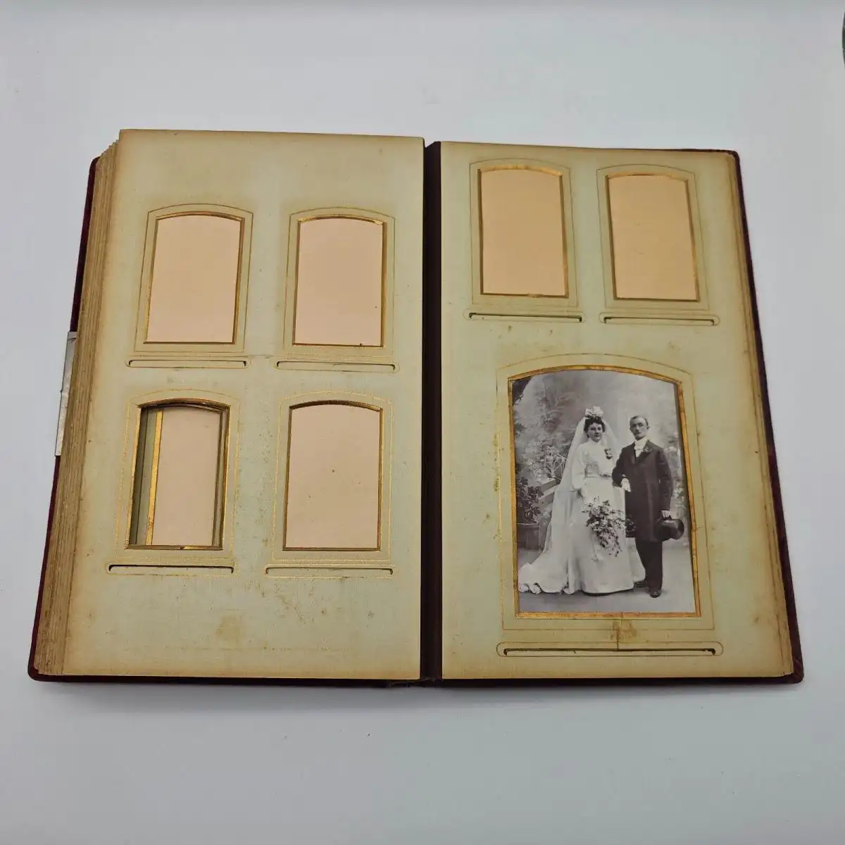 Kabinett-Fotoalbum Jugendstil Applikation Samt rot Foto 1900 Soldaten Kaiserzeit 15