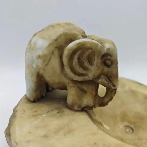 Aschenbecher Alabaster Elefant Spanien geschnitzt Ascher Marmor Mid Century