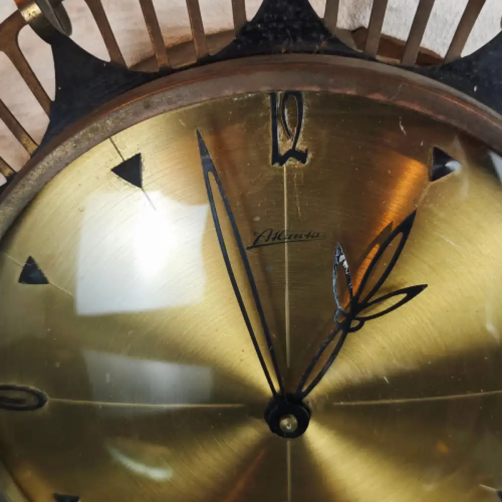 Atlanta Wanduhr 50er Uhr mechanisch Messing Midcentury  Vintage Retro WeeNTAGE 2