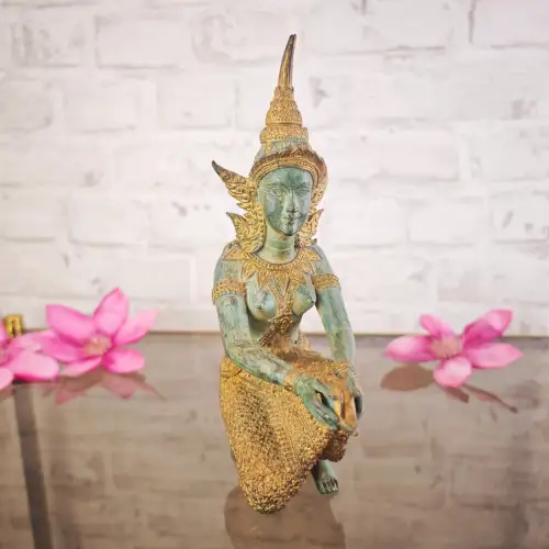 Kniende Deva Statue Bronze 23cm mit Muschel Thai Apsara Figur Yoga WeeNTAGE