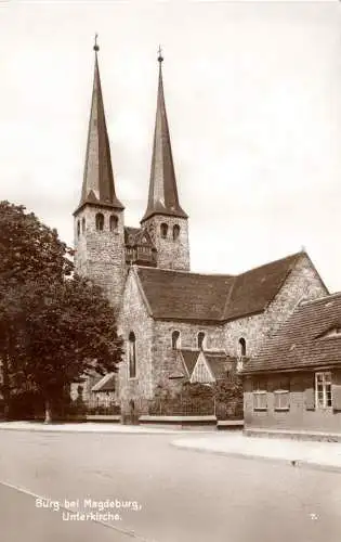 [Echtfotokarte schwarz/weiß] Burg bei Magdeburg, Unterkirche I Zahl 7. I Trinks-Postkarte. 