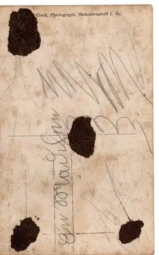 [Echtfotokarte schwarz/weiß] Fotopostkarte um 1930 – junge Frau mit Schirmmütze, Studio Goch (Hohenwestedt) - Schleswig-Holstein. 