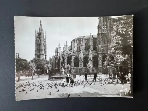 AK Bordeaux – Tour Pey-Berland & Kathedrale Saint-André - Frankreich (B1 289)