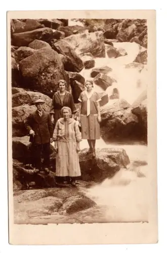 Steinerne Renne Harz? 1930er Foto Familie Wasserfall Felsen Wanderung