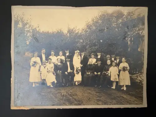 Antikes Hochzeitsfoto 1919 große Familie Gruppenaufnahme Vintage Fotografie 23x1