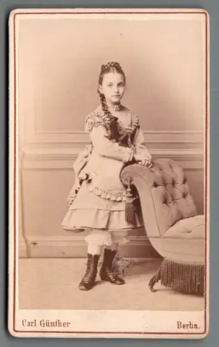 Frühe CdV Foto Mädchen Kinderporträt Berlin Carl Günther (C2194)